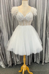 White Sweetheart Feathers Appliques Tulle Homecoming Dress