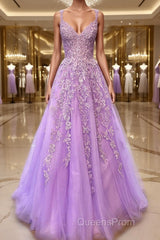 A-Line/Princess V-neck Sweep Train Tulle Evening Prom Dress With Appliques Lace