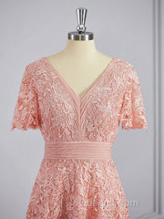 A-Line/Princess V-neck Tea-Length Chiffon Mother of the Bride Dress With Appliques Lace