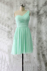 A-Line Sweetheart One-Shoulder Chiffon Bridesmaid Dress