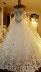 Amazing Bridal Dress Sweetheart Appliques Crystal Beading Classic A Line Bridal Gowns
