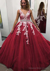 Ball Gown Sleeveless Long/Floor-Length Tulle Prom Dresses With Lace Appliqued Beading