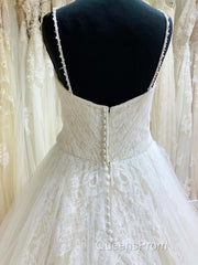 Ball Gown Tulle Lace Spaghetti Straps Appliqued Wedding Dress