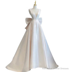 Chic Ball Gown V neckline Sleeveless Ivory Satin Long Wedding Dresses With Bow
