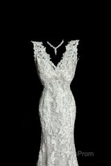Classy Mermaid V Neckline Lace Ivory Long Wedding Dress Bridal Dress