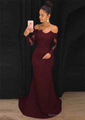 Elastic Satin Prom Dresses Sheath/Column Off-The-Shoulder Court Train With Lace
