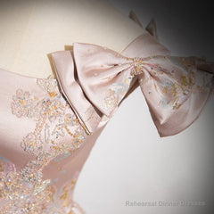 Elegant Ball Gown Pink Beaded Floral Appliques Quinceanera Dress