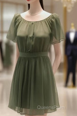 Elegant Dark Green Jewel Short Bridesmaid Dress With Flowy Chiffon Sleeves