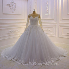 Gorgeous Long A-Line Bateau Pearl Tulle Appliques Lace Wedding Dress with Sleeves