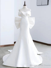 Sexy White Mermaid Off the Shoulder Pleats Wedding Dress With Bow