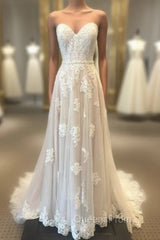 Sweetheart Floor-Length Appliques Lace Wedding Dress
