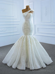 With 1000s Of White Mermaid Tulle Appliques One Shoulder Cap Sleeve Beading Wedding Dress
