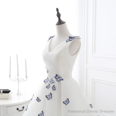 A Line V Neck Sleeveless Appliques Tulle Homecoming Dresses, Short Prom Dresses