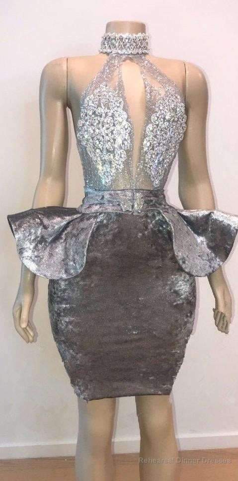 Halter Keyhole Neckline Appliques Short Prom Dresses Secondary image