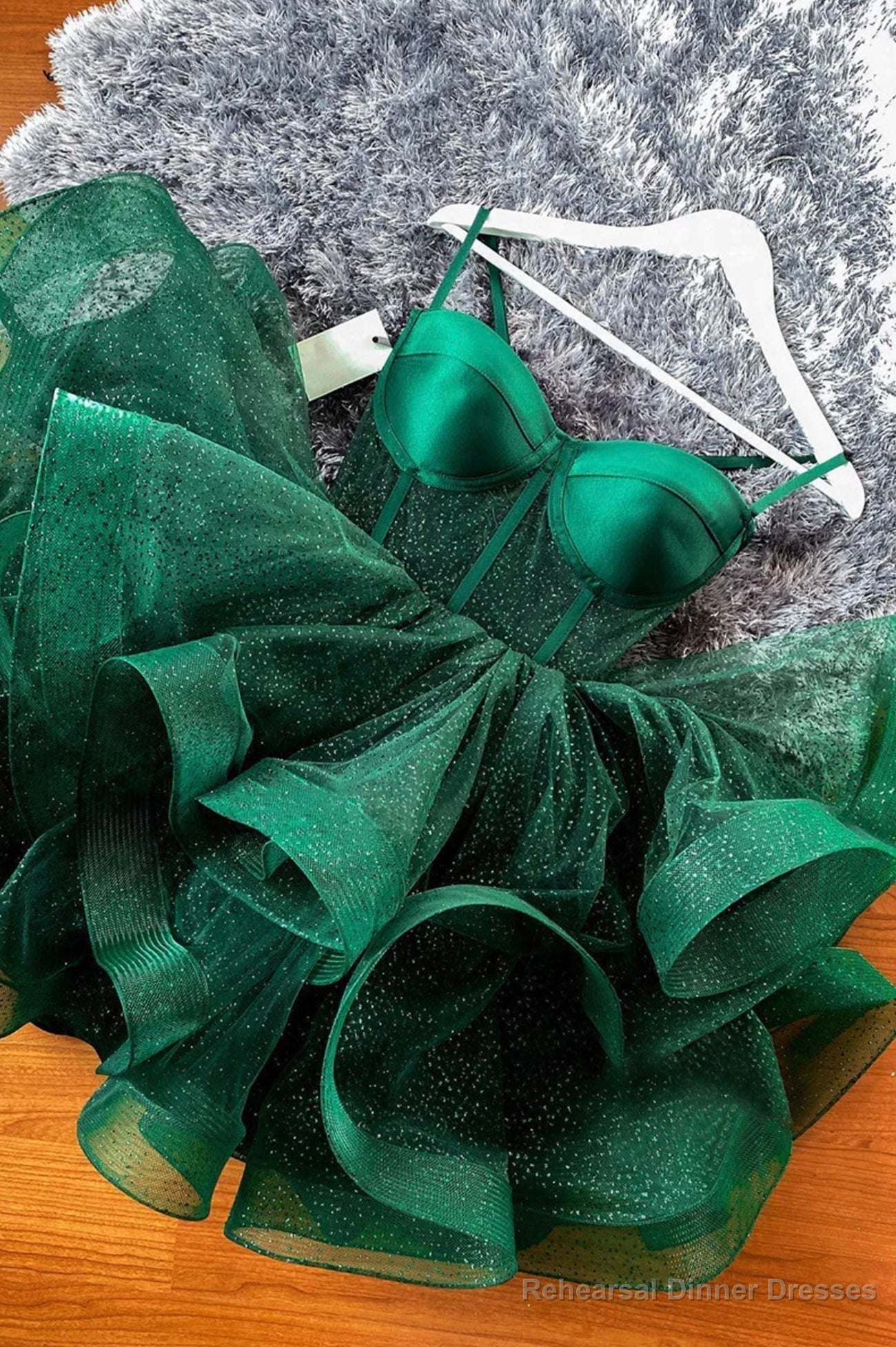 Green Tulle Spaghetti Straps Short Homecoming Dress, A-Line Mini Party Dress Main image