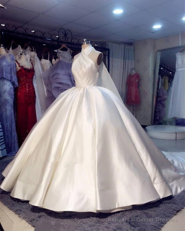 2025 Luxury Halter Satin Ball Dresses Secondary image
