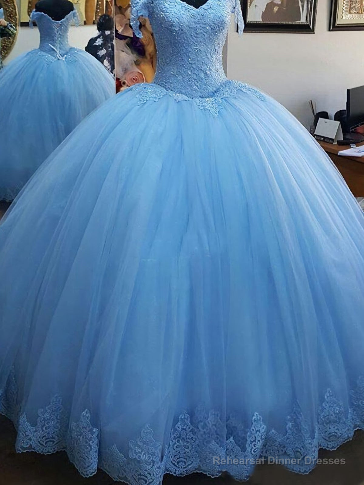 Short Sleeve Off The Shoulder V Neck Blue Pleated Lace Appliques 2025 Prom Dresses