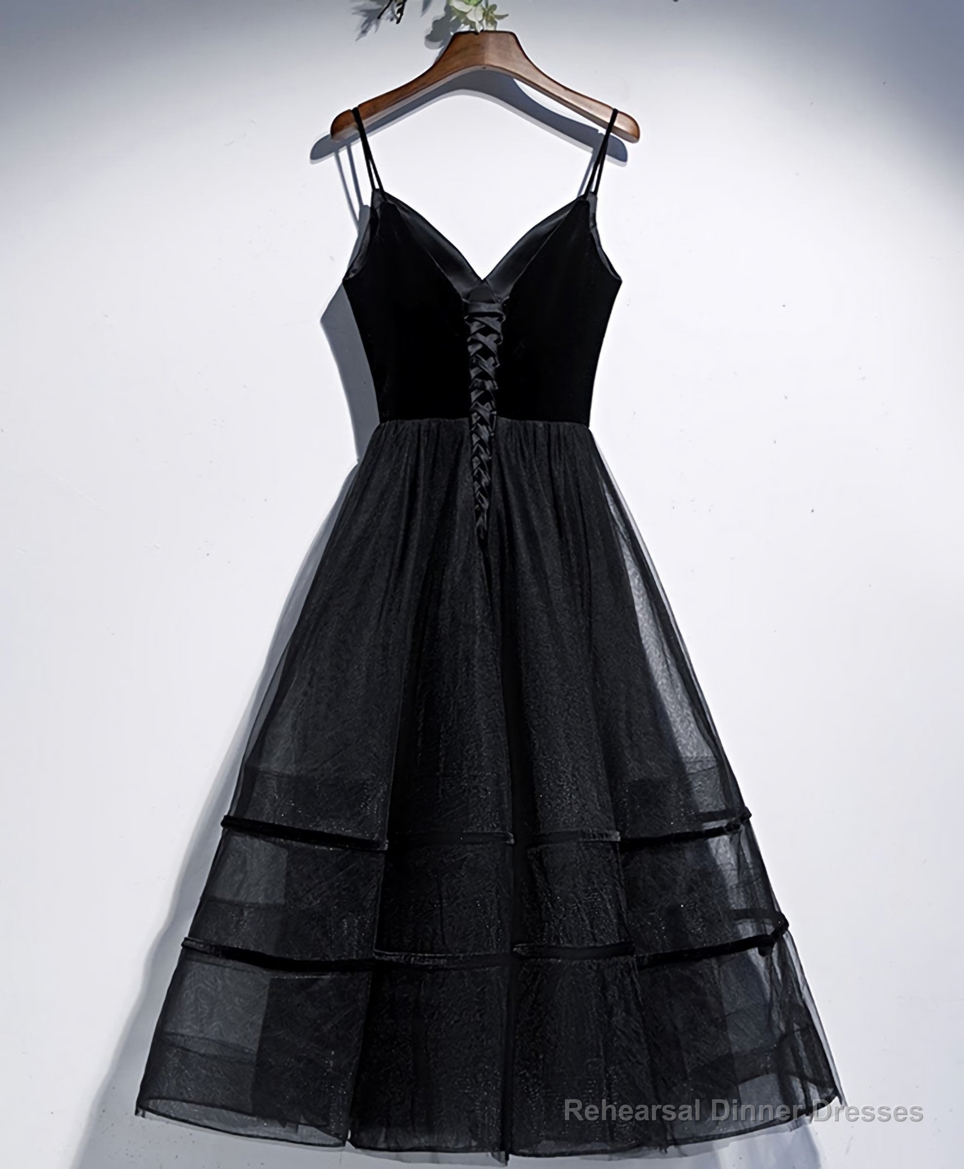 Black V Neck Tulle Short Prom Dress, Black Tulle Homecoming Dress Secondary image