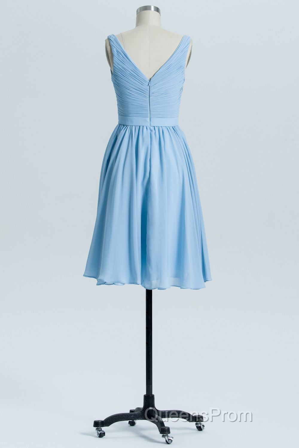 Blue Chiffon A-line Pleated Short Bridesmaid Dress Secondary image