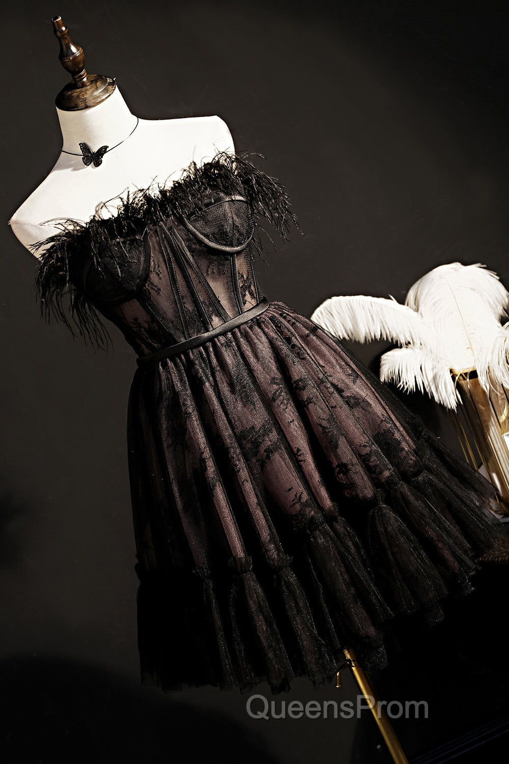 Cute Strapless Black Tulle Short Homecoming Dress
