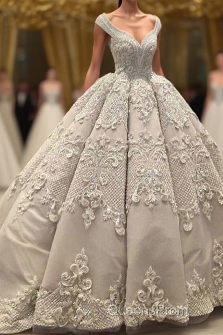 Gorgeous Sleeveless V Neck Lace Appliques Ball Gown Wedding Dress Main image