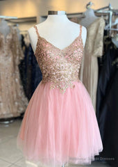 Short Appliqued Sequins A-line Tulle Homecoming Dress