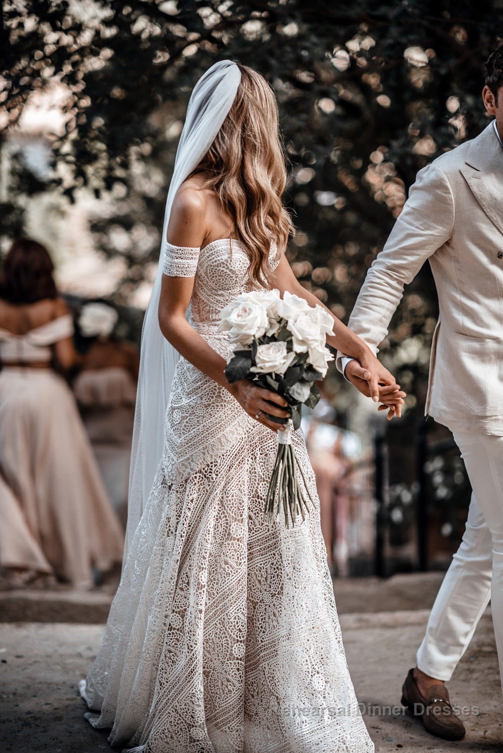 Gorgeous Sweetheart Low Back Lace Wedding Dresses Long Bridal Dress Main image