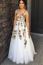 V-Neck Sexy Floral Embroidered Long Classy Prom Dress
