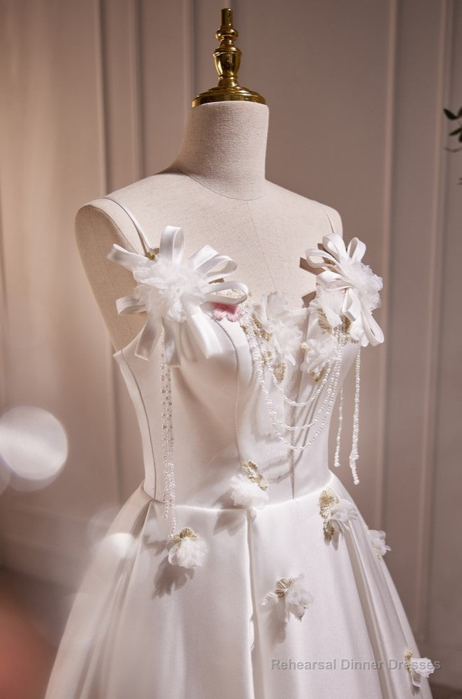 Beautiful Straps Satin Prom Dress with Exquisite Beads and flower Appliques Secondary image