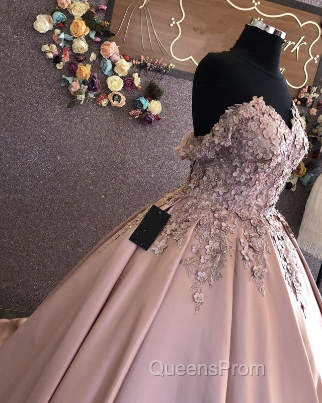 3D Lace Flowers Embroidery Sweetheart Satin Wedding Dress Ballgown Secondary image