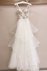 Charming Tulle Appliques V Neck Lace Wedding Dress with Ruffles