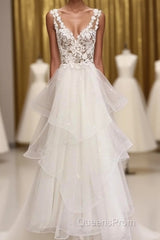 Charming Tulle Appliques V Neck Lace Wedding Dress with Ruffles