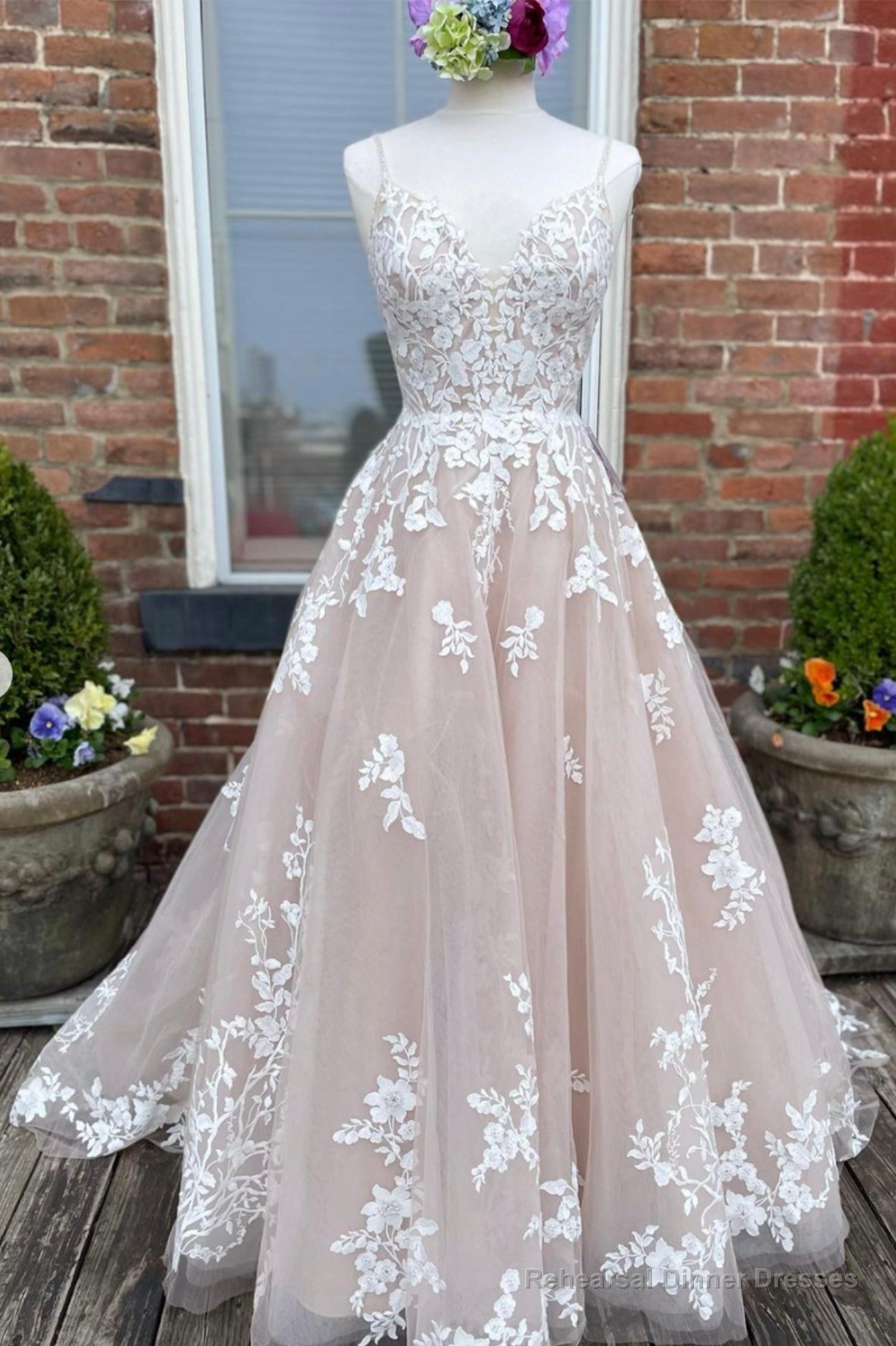 A-Line Tulle Lace Long Prom Dresses, V-Neck Backless Evening Dresses Main image