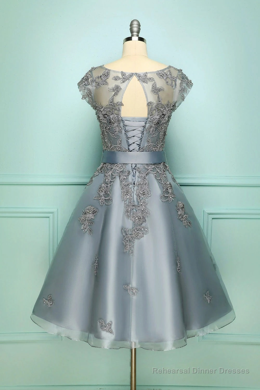 Elegant Cap Sleeves Short Grey Bridesmaid Dress with Ribbon Secondary image