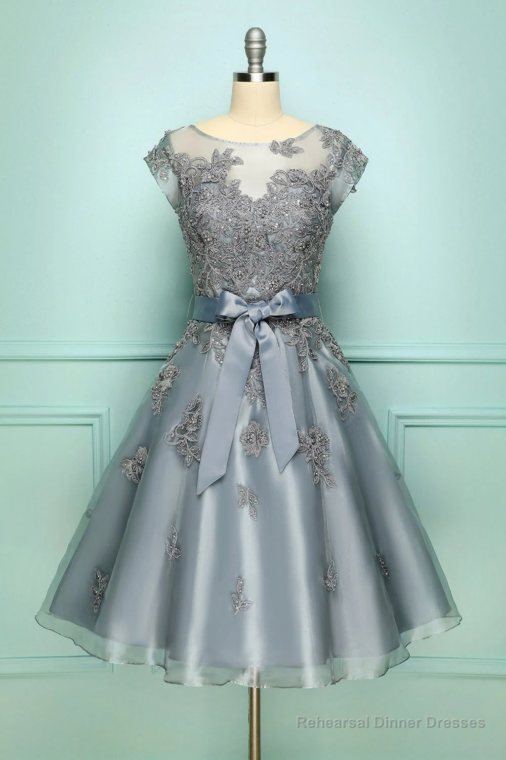 Elegant Cap Sleeves Short Grey Bridesmaid Dress with Ribbon Main image