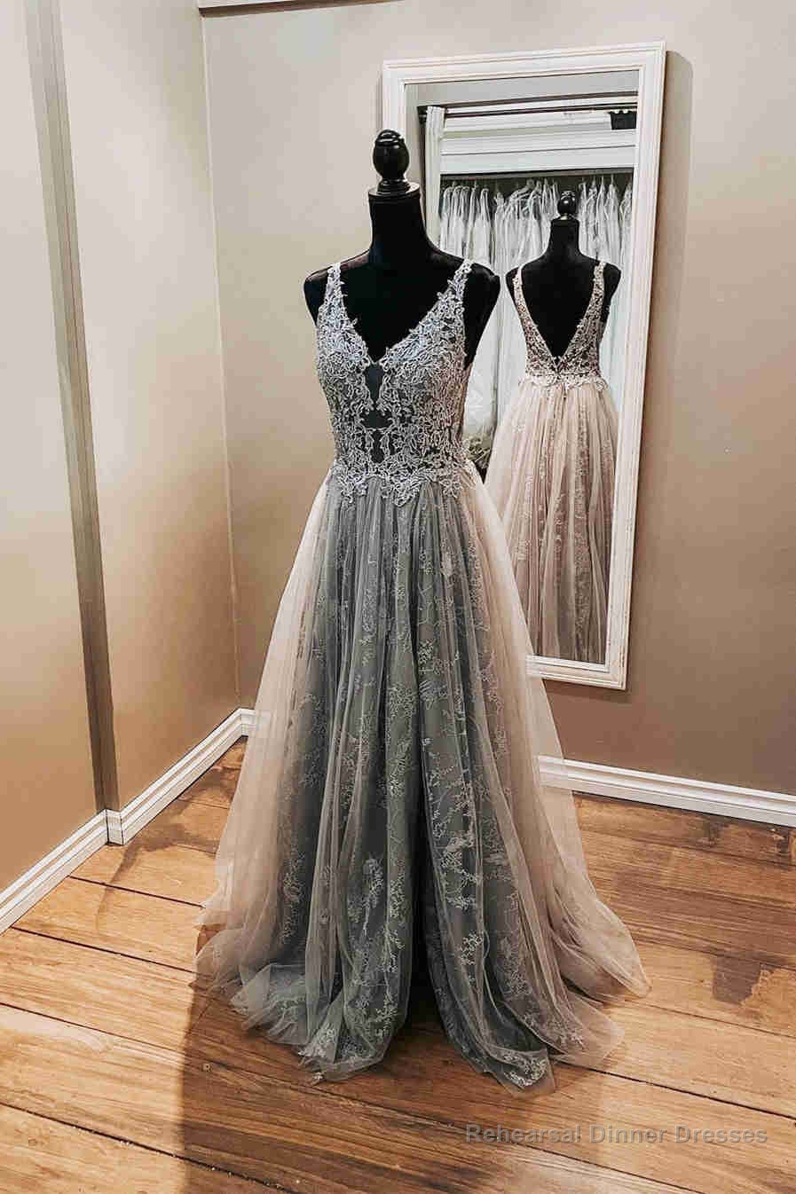 Elegant Backless Grey Lace Formal Dress Main image