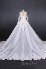 Elegant Long Sleeves Lace Wedding Dress Beautiful Bridal Dress