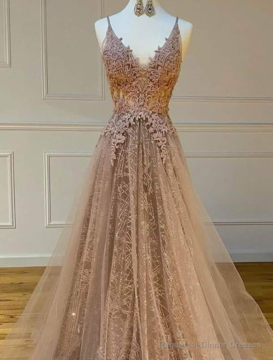 modest tulle v-neck a-line long lace prom dress formal evening gowns Secondary image