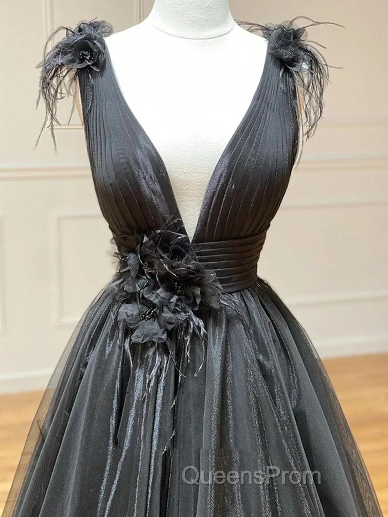 A Line Black V Neck Tulle Long Evening Prom Dress Secondary image