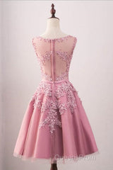 A-Line Crew Knee-Length Tulle Homecoming Dress With Appliques