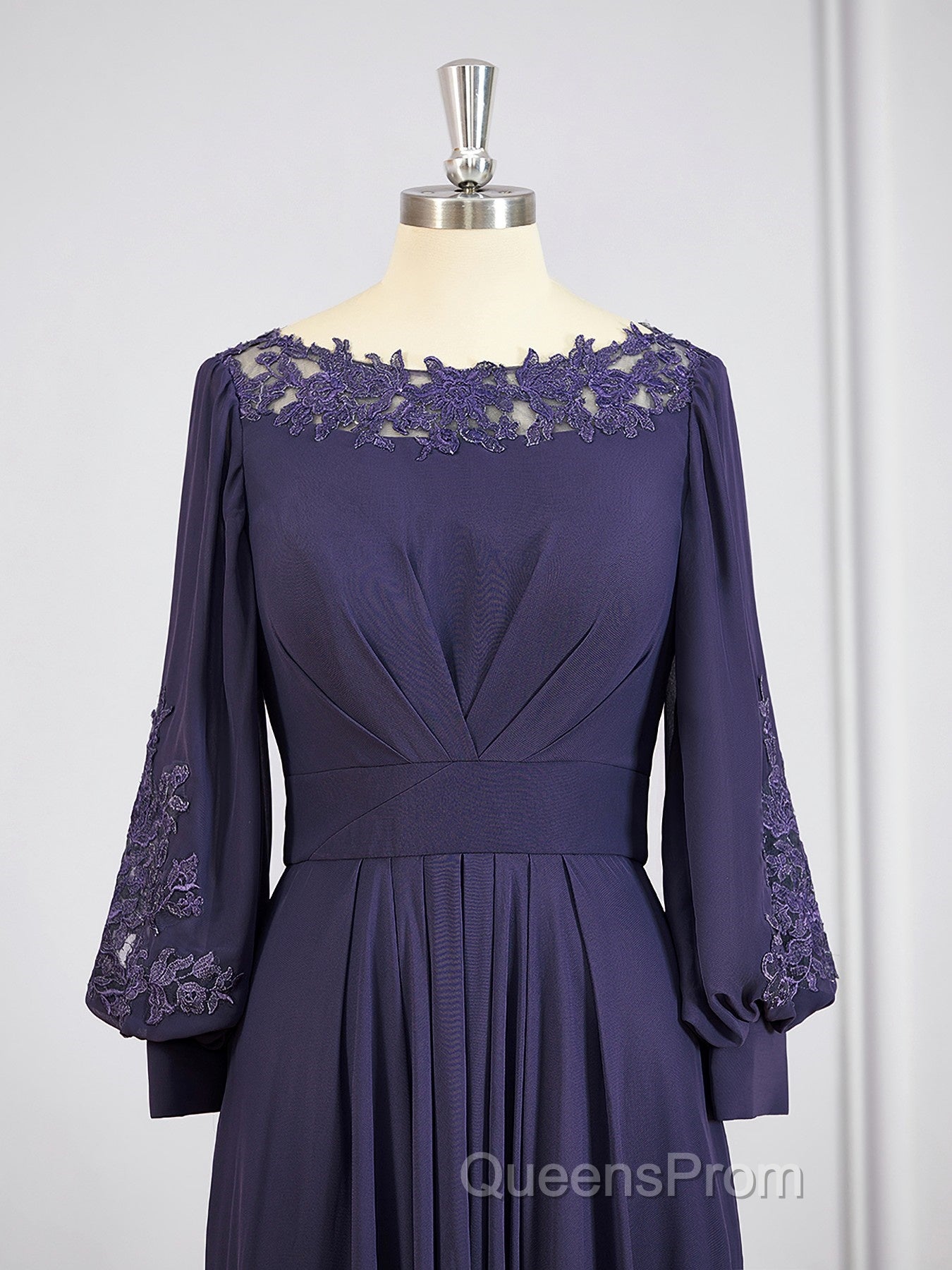 A-Line/Princess Bateau Asymmetrical Chiffon Mother of the Bride Dress