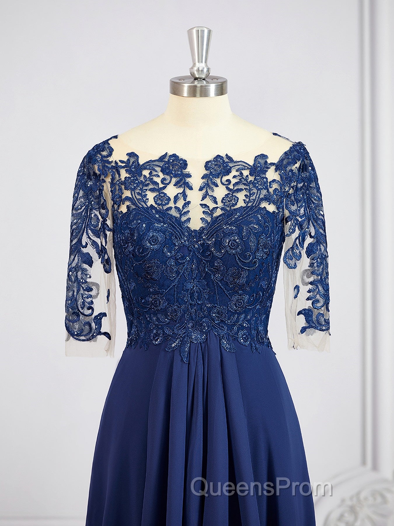 A-Line/Princess Bateau Tea-Length Chiffon Mother of the Bride Dress With Appliques Lace Secondary image