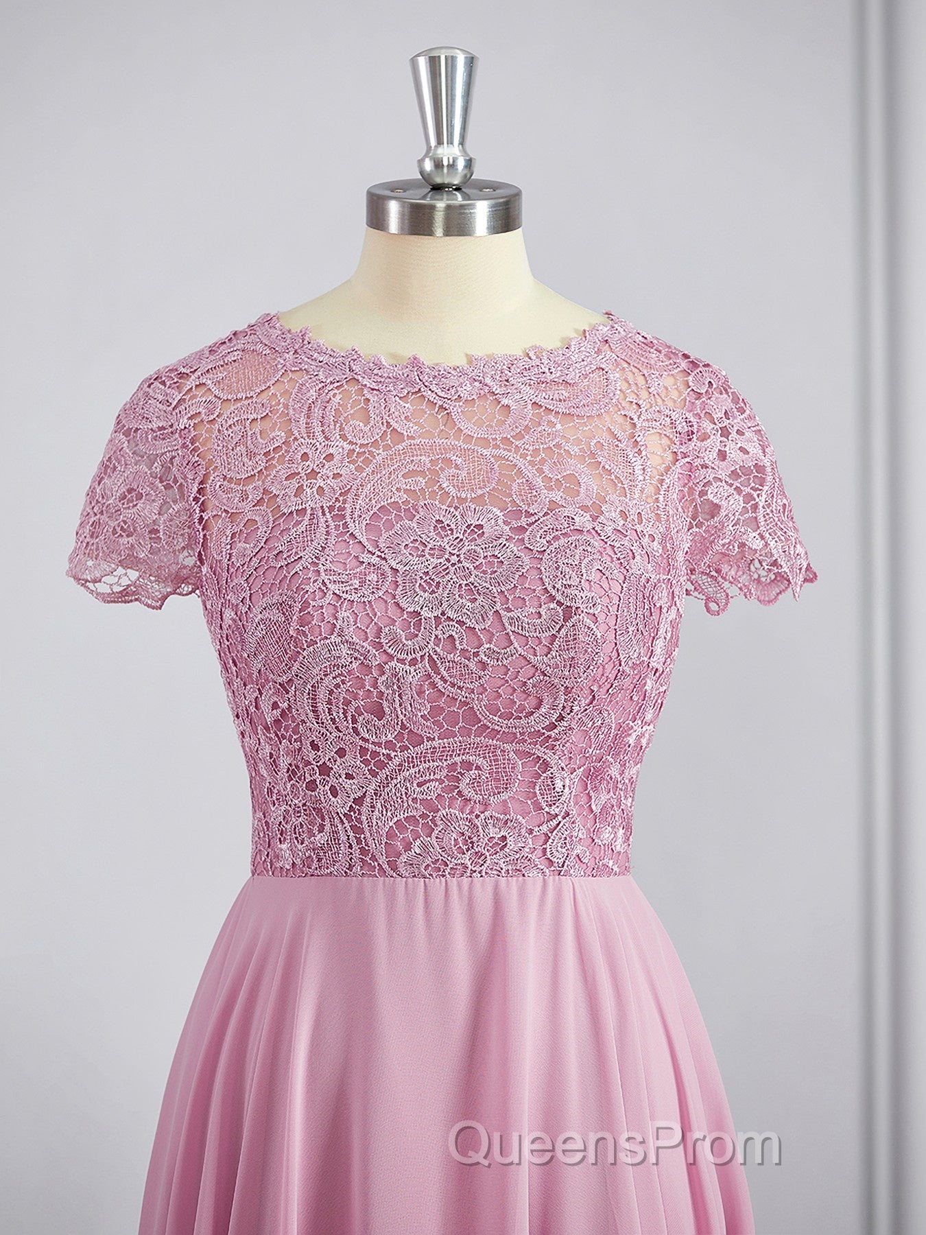 A-Line/Princess Scoop Floor-Length Chiffon Bridesmaid Dress with Appliques Lace Secondary image