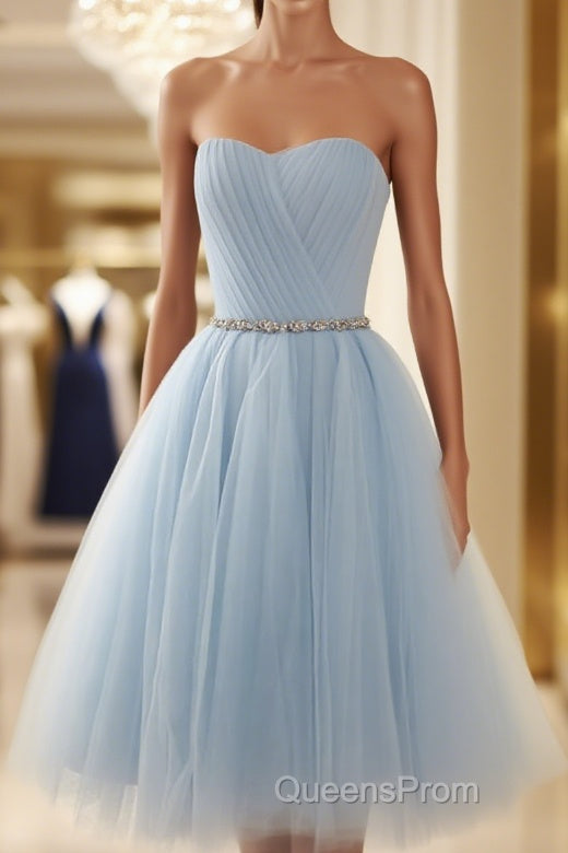 A-Line/Princess Scoop Short/Mini Tulle Homecoming Dress With Beading Main image