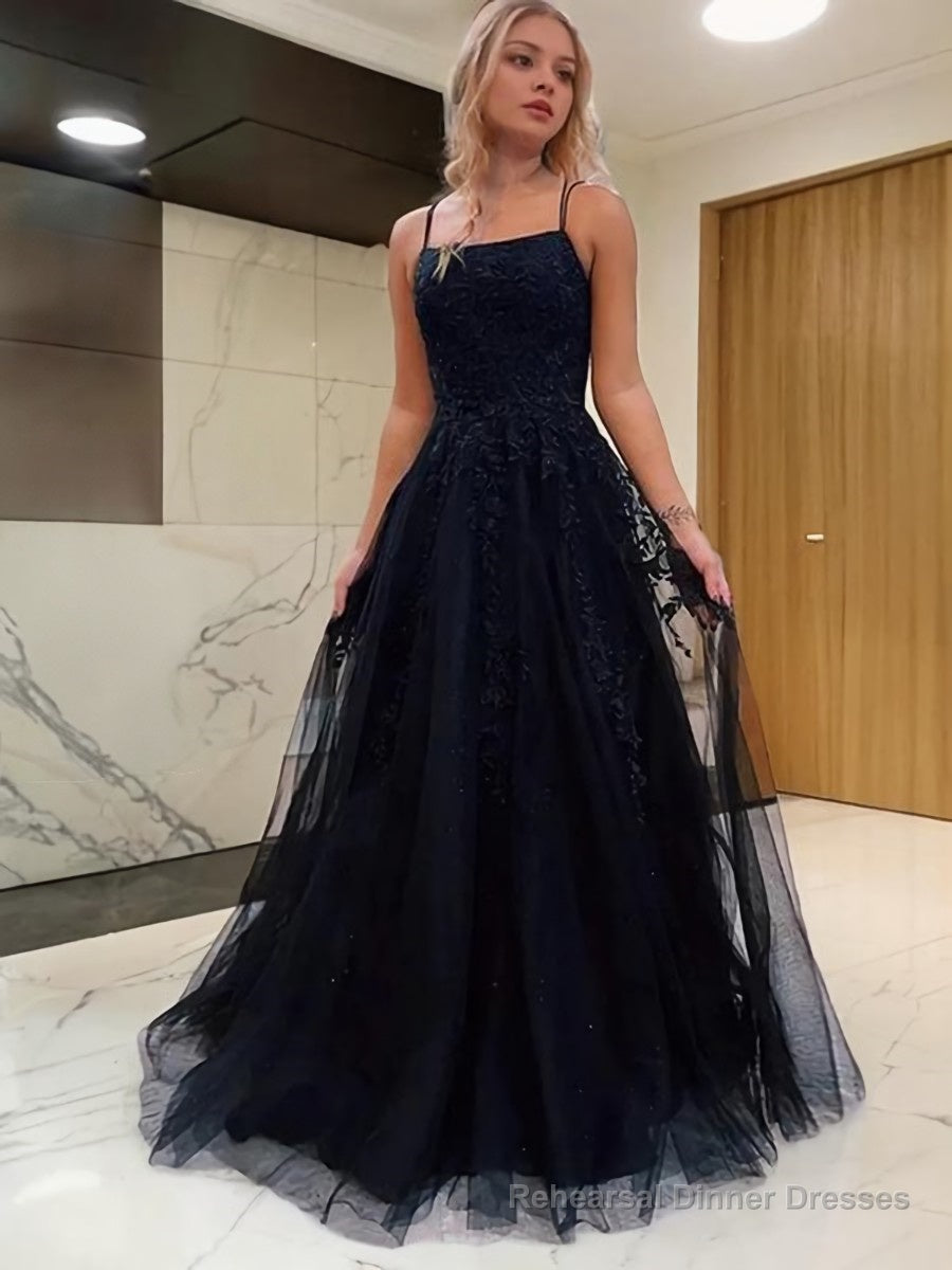 A-Line/Princess Spaghetti Straps Sweep Train Tulle Prom Dresses With Appliques Lace Main image