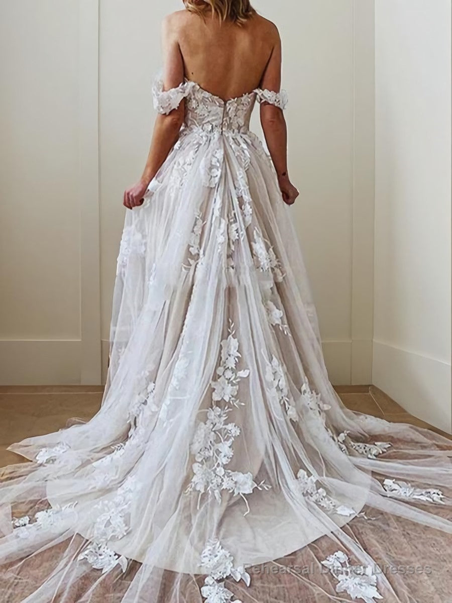 A-line/Princess Square Court Train Tulle Wedding Dress with Appliques Lace Secondary image