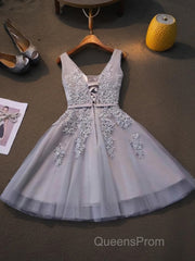 A-Line/Princess Straps Short/Mini Tulle Homecoming Dress With Appliques Lace
