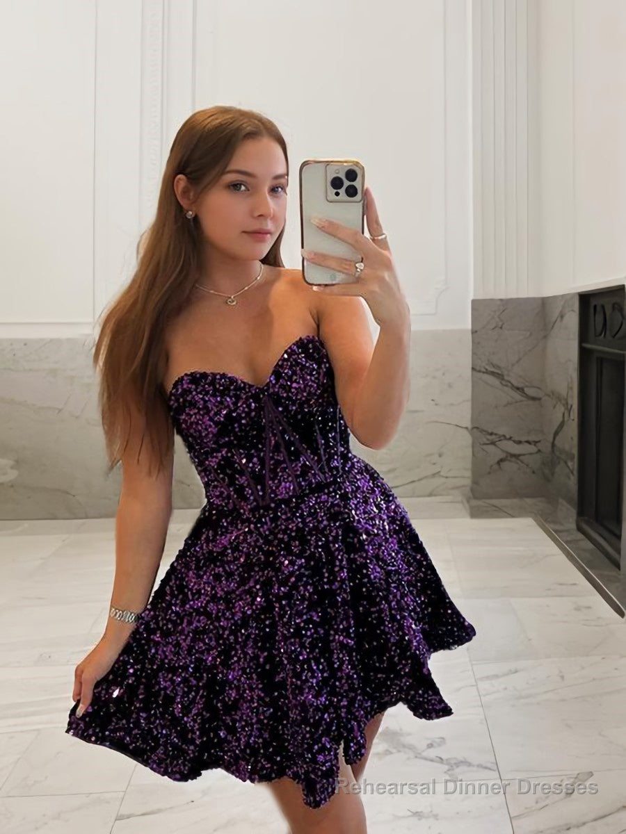 A-Line/Princess Sweetheart Short/Mini Velvet Sequins Homecoming Dresses Main image
