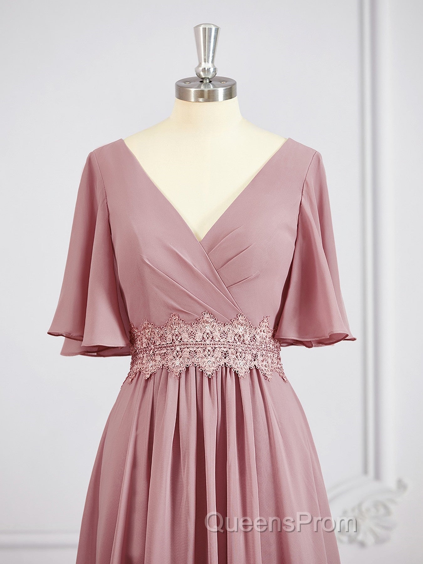A-Line/Princess V-neck Chiffon Floor-Length Mother of the Bride Dress Secondary image