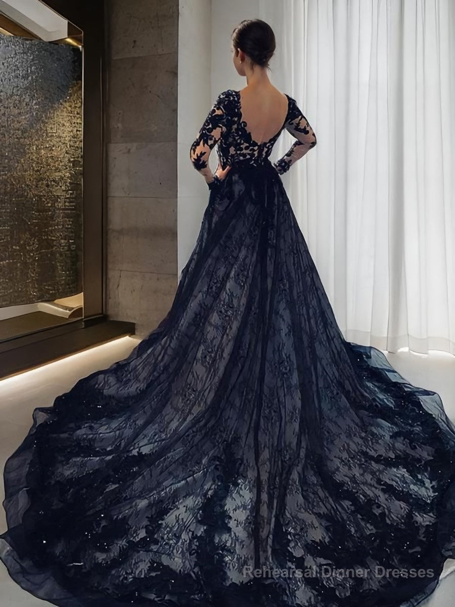 A-Line/Princess V-neck Court Train Lace Wedding Dresses With Appliques Lace Secondary image